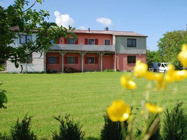 Lug Ins Land Wachsenberg Hotel Neusitz  Екстериор снимка